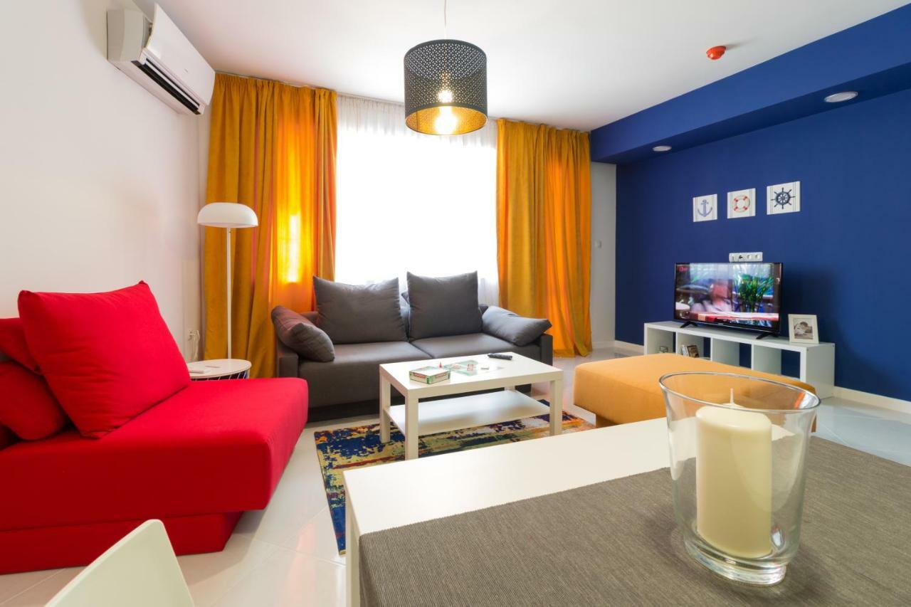Pop Your Colors - Funky And Modern 1Bdr Apt By Flat Mаnager Plovdiv Exterior photo