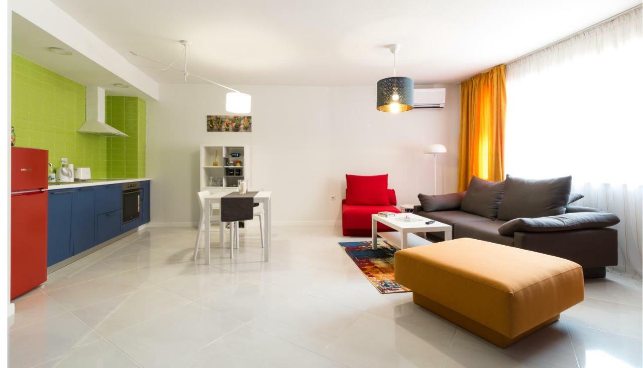 Pop Your Colors - Funky And Modern 1Bdr Apt By Flat Mаnager Plovdiv Exterior photo